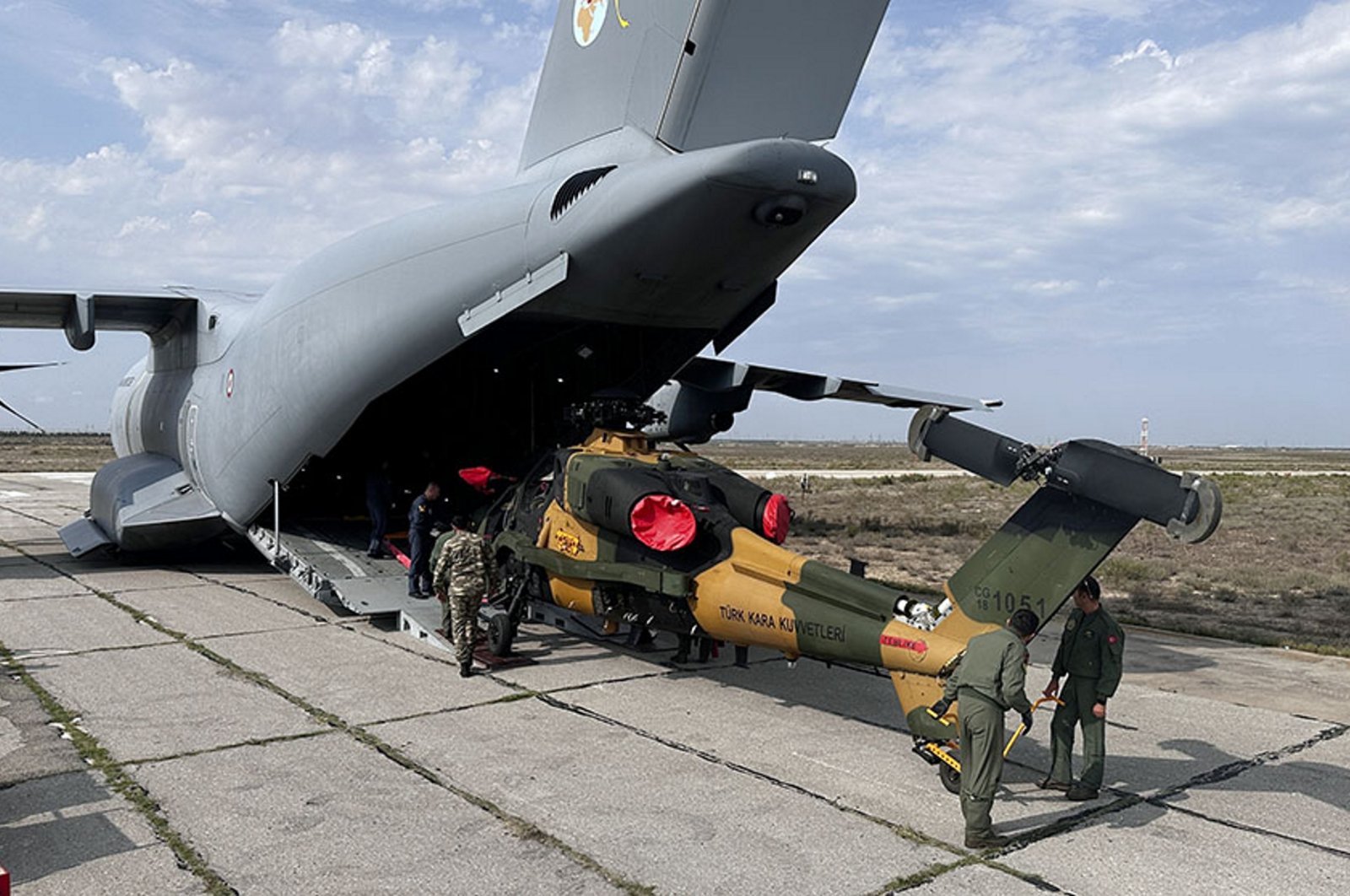 Azerbaijan, Turkey hold joint military drills near Armenia