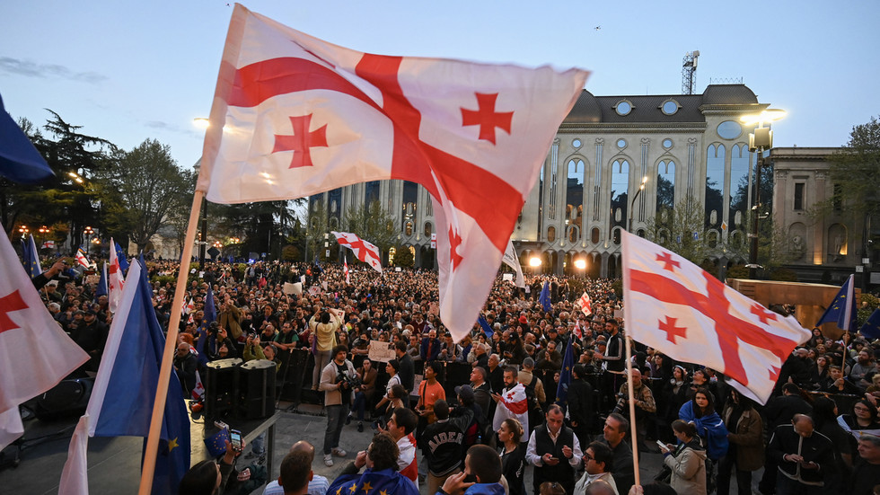 Georgians hold pro-EU rally ahead of pivotal election