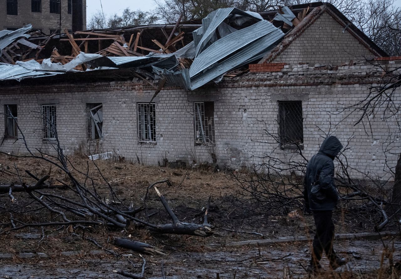 Russian general, 500 North Korean troops are said killed in Storm Shadow strike on Kursk