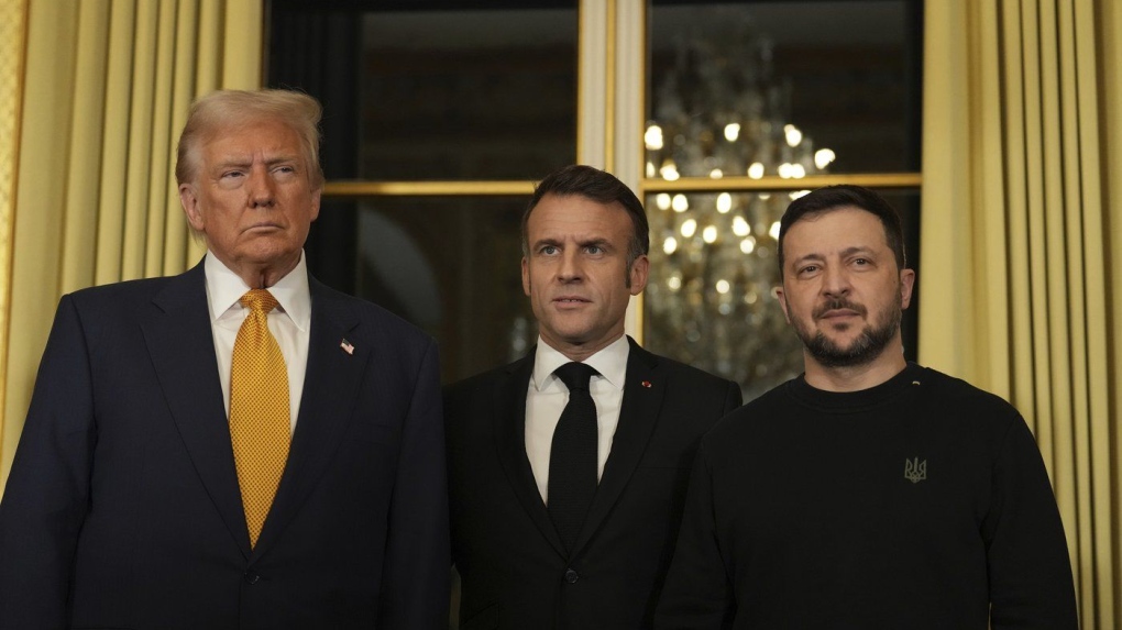 Zelenskiy meets with Trump, Macron to build support in war with Russia