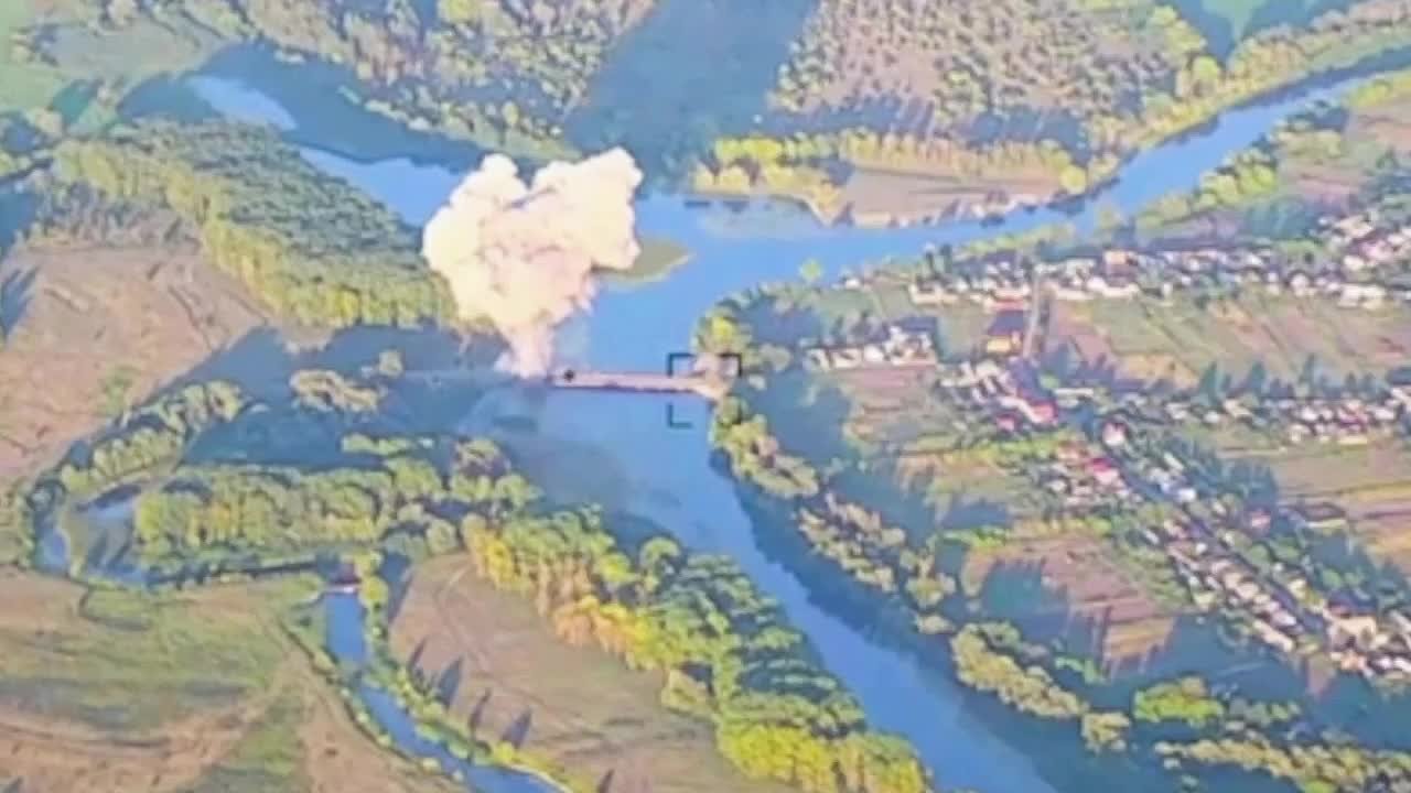 Ukrain destroys second bridge in Russia's Kursk