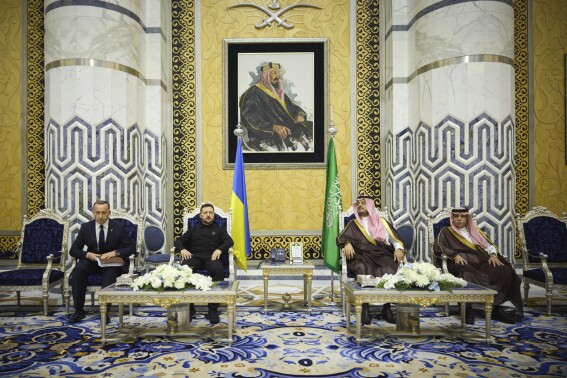 US, Ukrainian officials arrive in Saudi Arabia for talks to mend ties