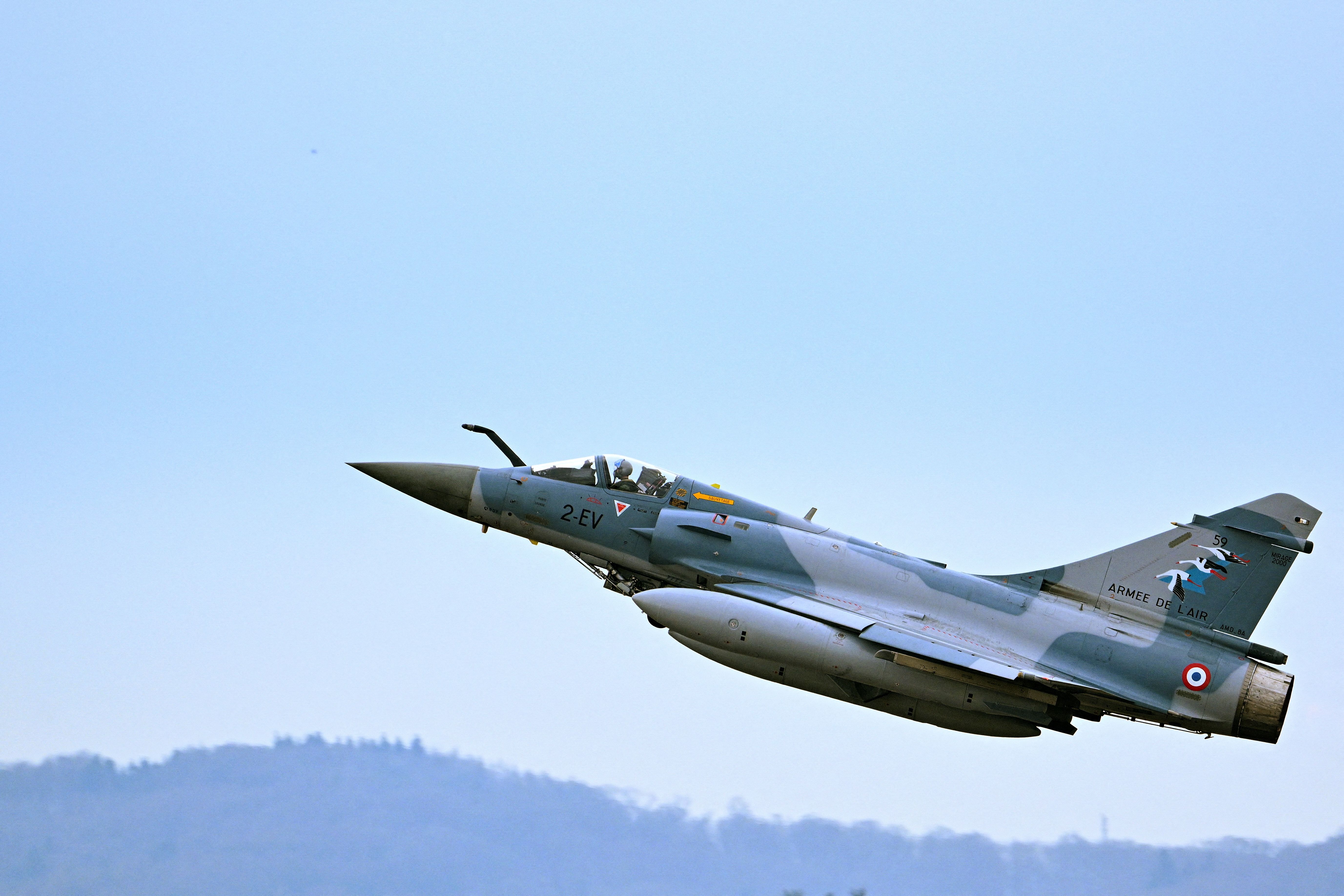 In first, Ukraine deploys French Mirage-2000 jets in war with Russia