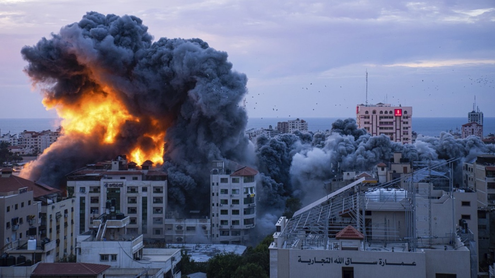 Iran Warns of "Quick and Comprehensive" Response to Potential U.S.-Israel Attack, Cites Readiness