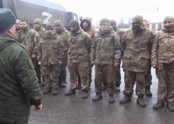 Ukraine launches mass raids to conscript more men into army