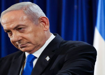 Israeli PM takes stand in corruption trial