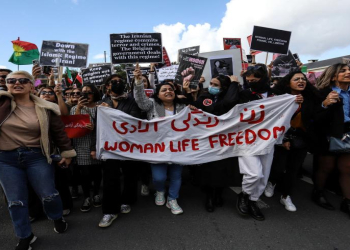 Iranian women could face death penalty for defying new morality laws