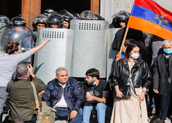 Police detains 170 protesters in Armenia as anti-Pashinyan movement gains momentum