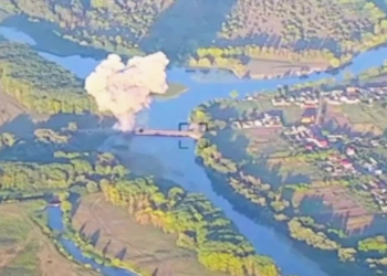 Ukrain destroys second bridge in Russia's Kursk