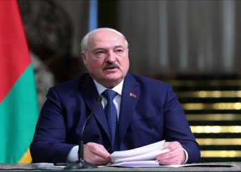 Belarus leader Lukashenko pardons 30 convicted protesters