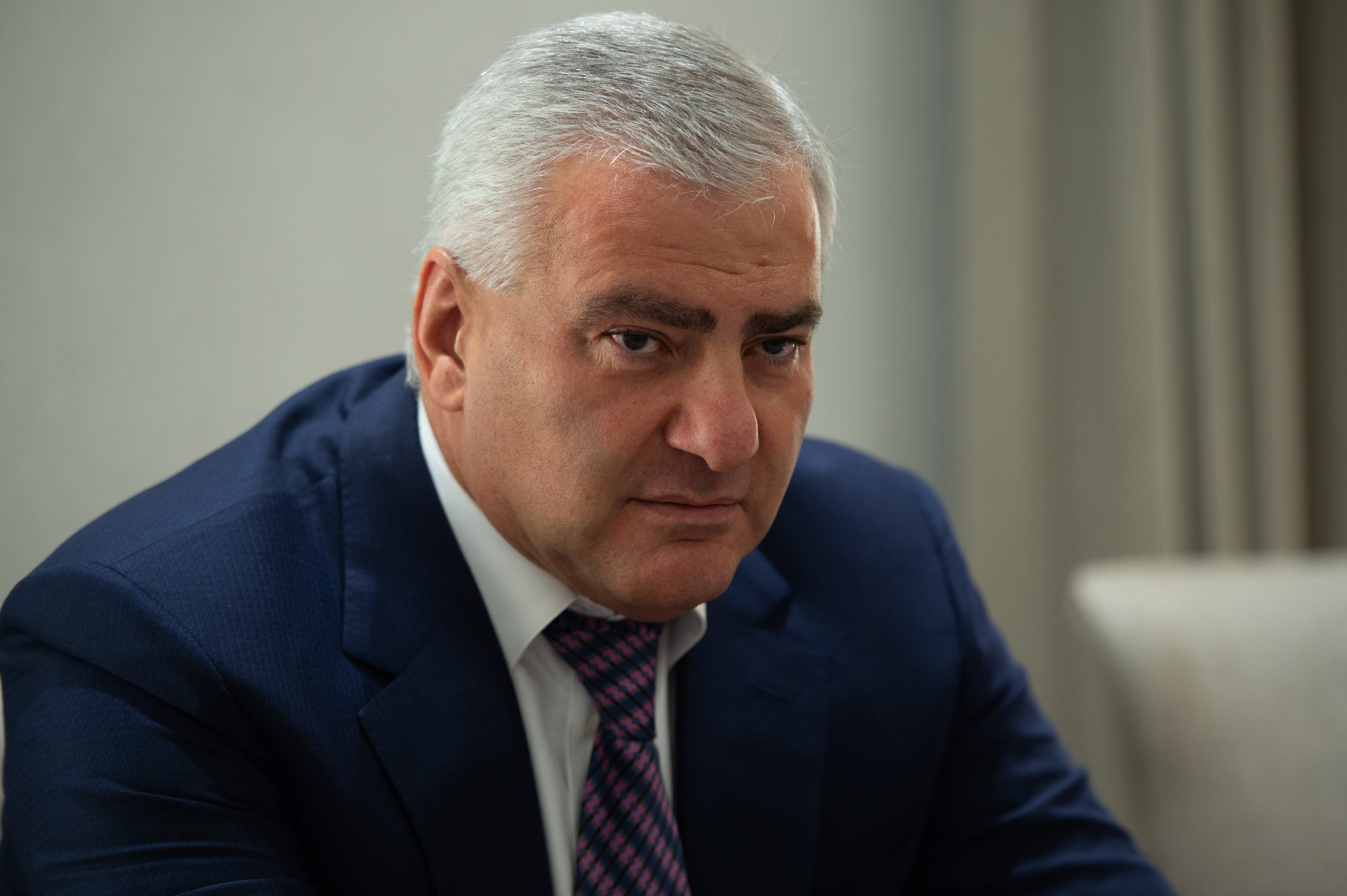 Jailed Armenian businessman sets up a political party