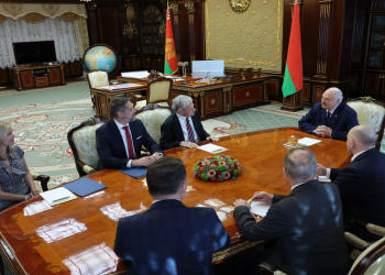 Belarus releases 250 more political prisoner in exchange of easing of US sanctions